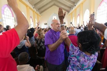 Worship in Mariano Methodist Church in Havana